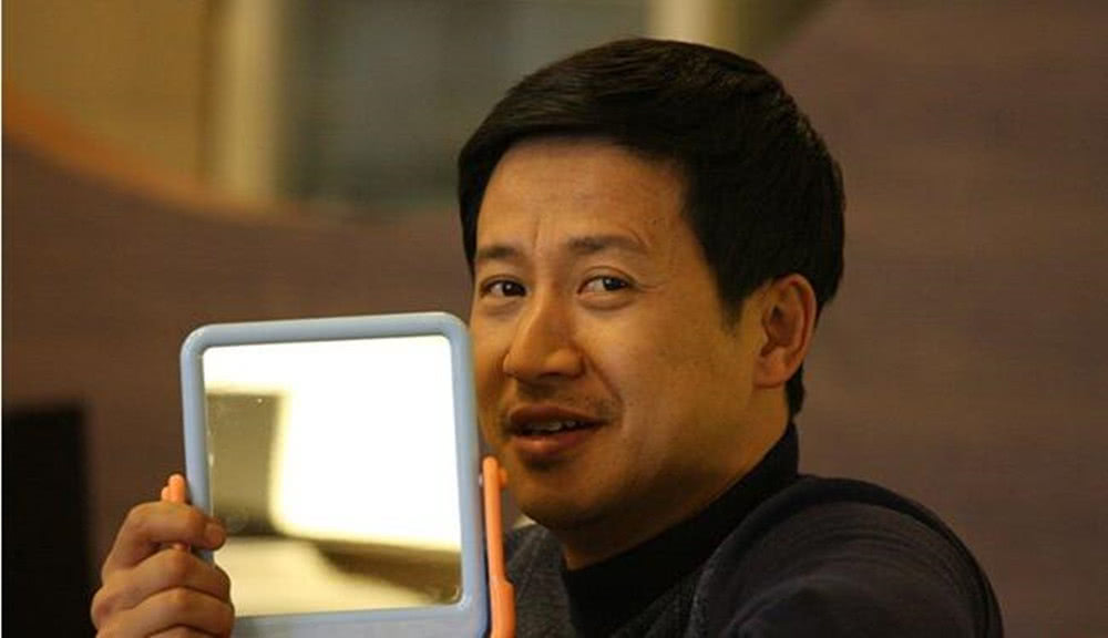 当时的王晓男可不简单,她在学校的时候就和陆毅以及鲍蕾是同班同学