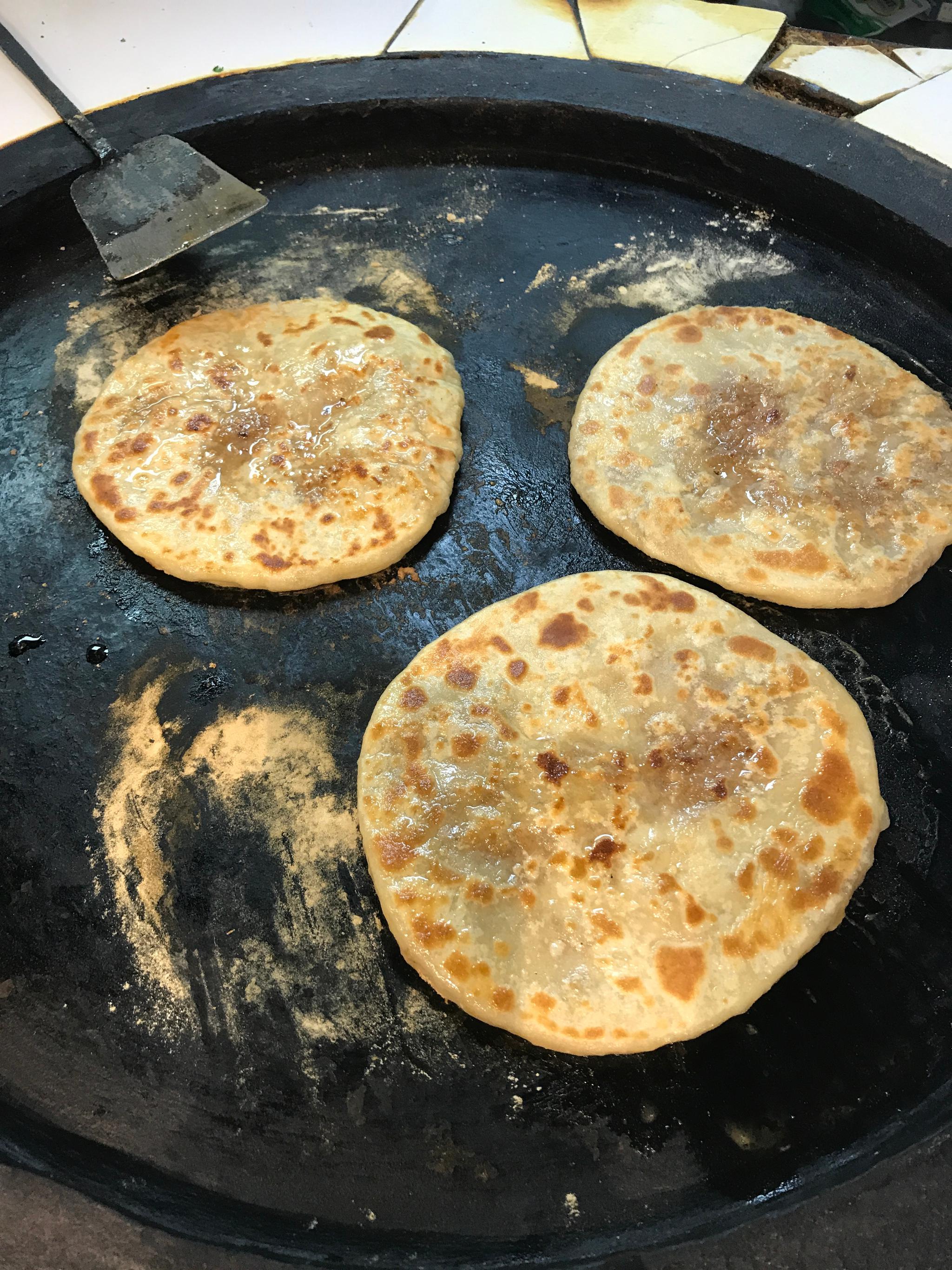 宣化古城十八朝阳楼的早点喜欢这家的甜烧饼