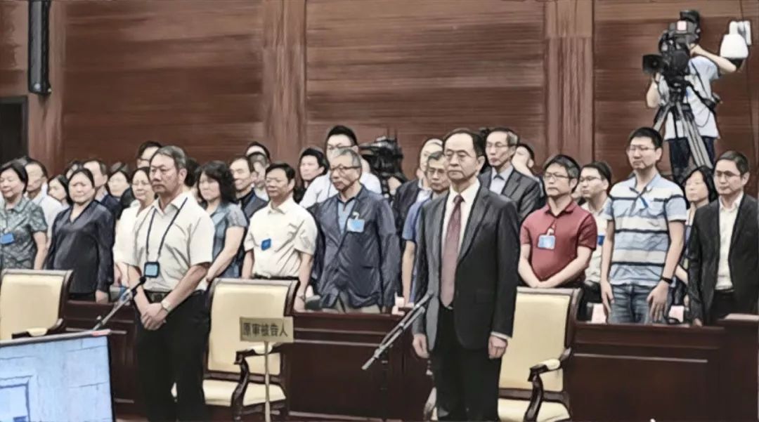 张文中,从罪犯到典范__财经头条