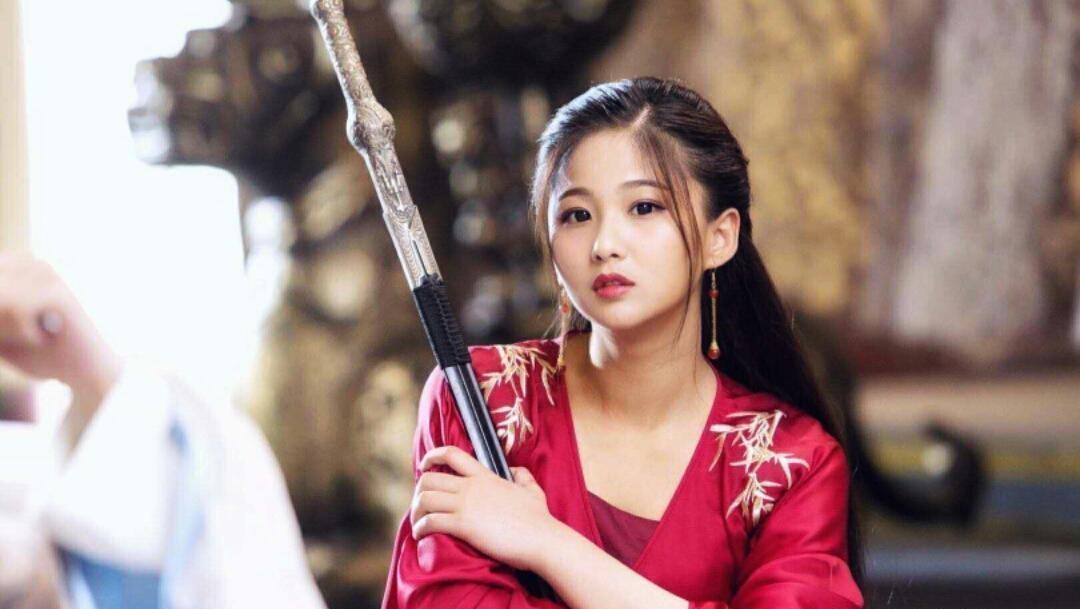 lol: 据说若风脱单了?女方竟然不是miss大小姐,而是她