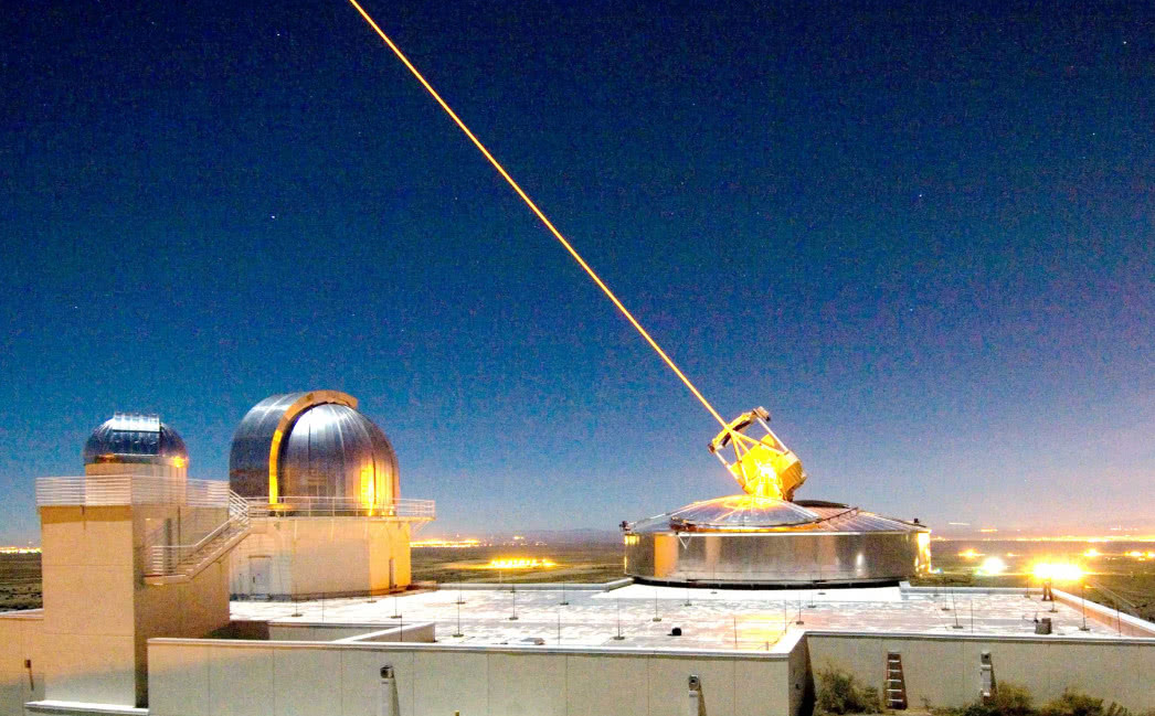 激光武器可以使用"镜子"进行反击?科技要达到什么水平可以?