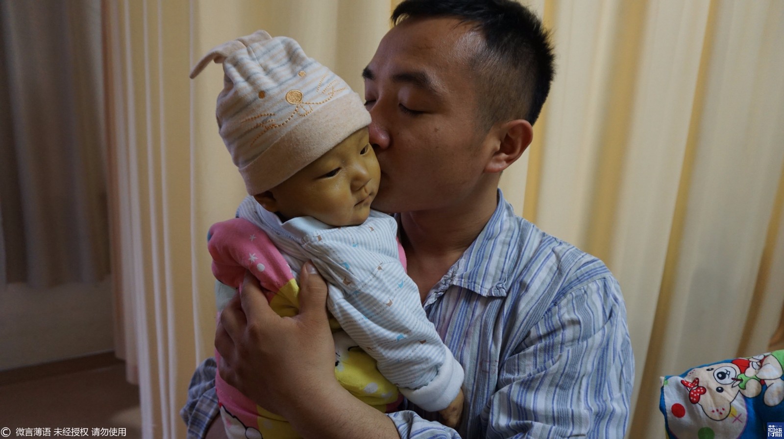 奶奶绝食威胁儿子不准给孙子捐肝,爸爸拉黑父