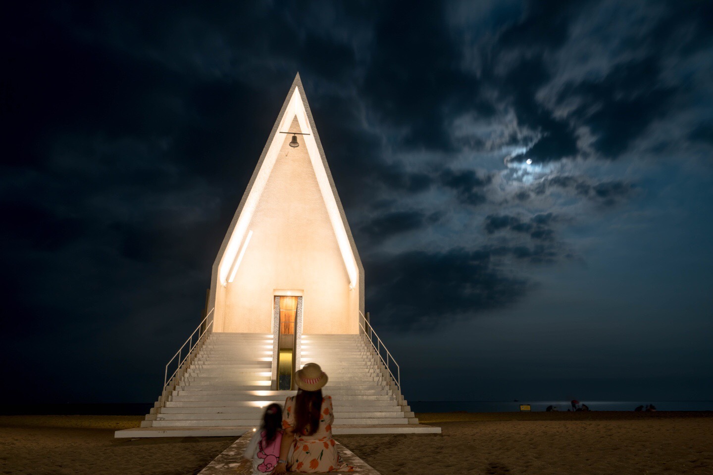 拔草北戴河的网红教堂76从clubmed走过去10分钟吧