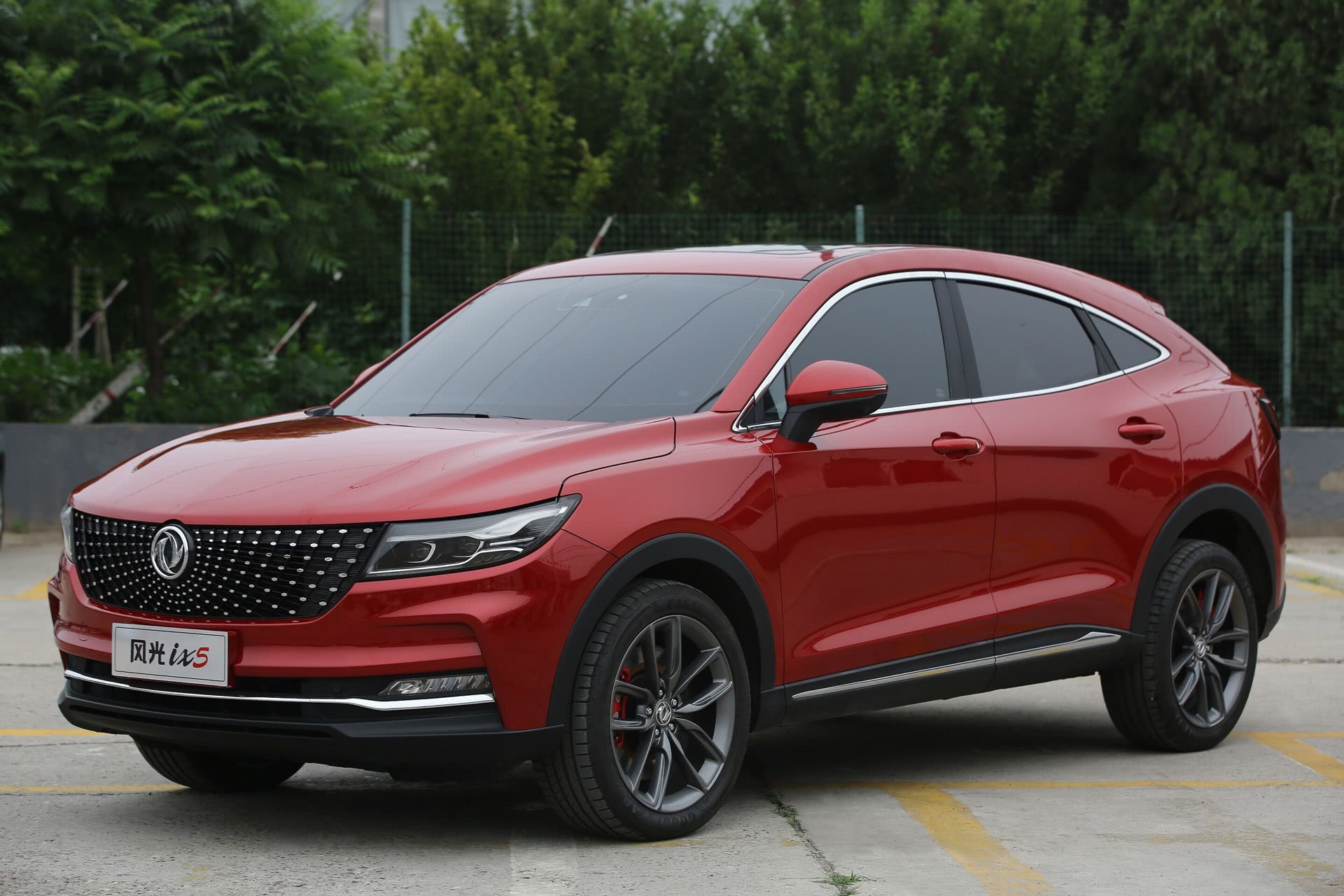 东风"x6"来了,全新a8的三块大屏,配无人驾驶,10万起?