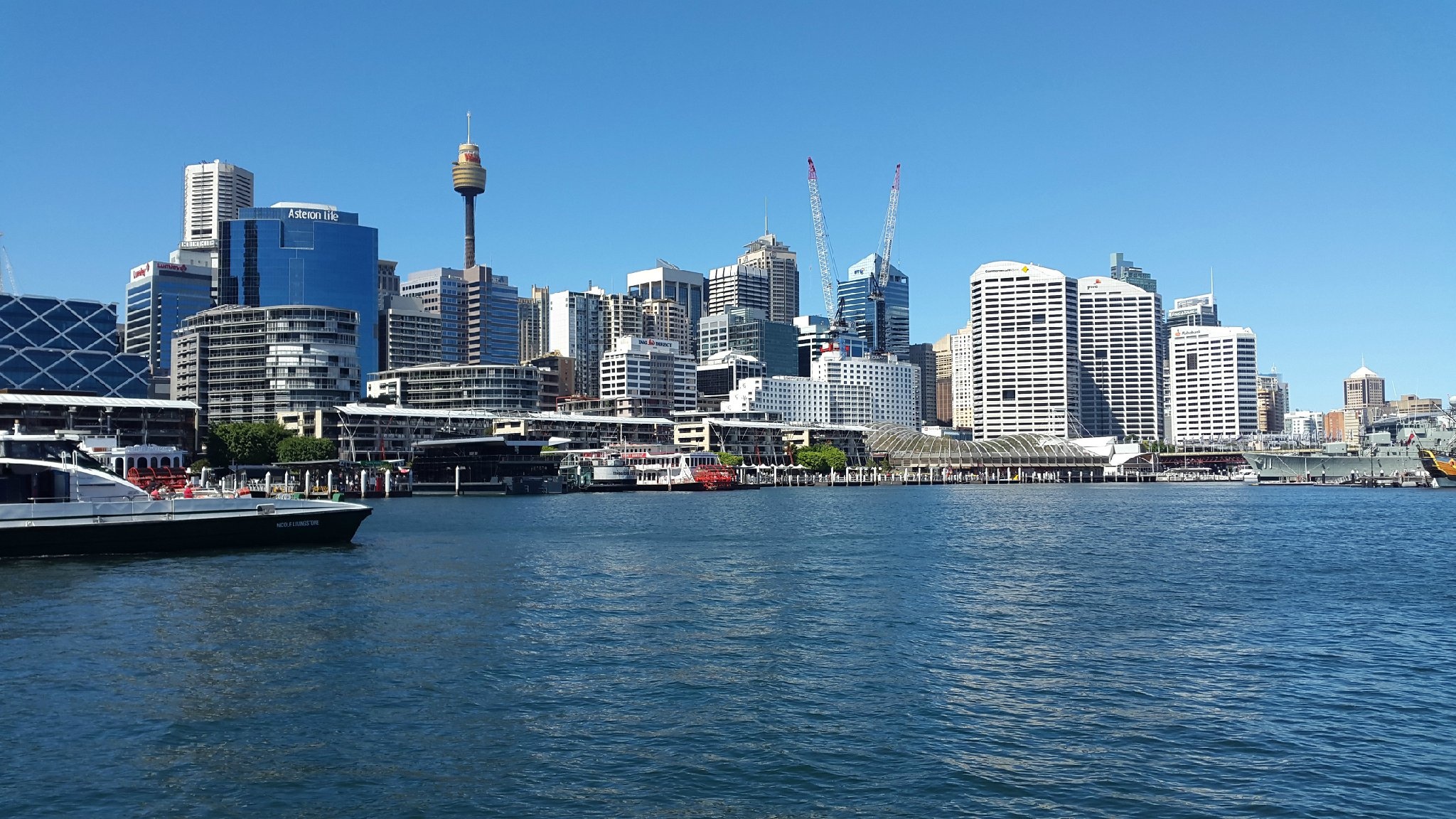 达令港位于澳大利亚新南威尔士州悉尼