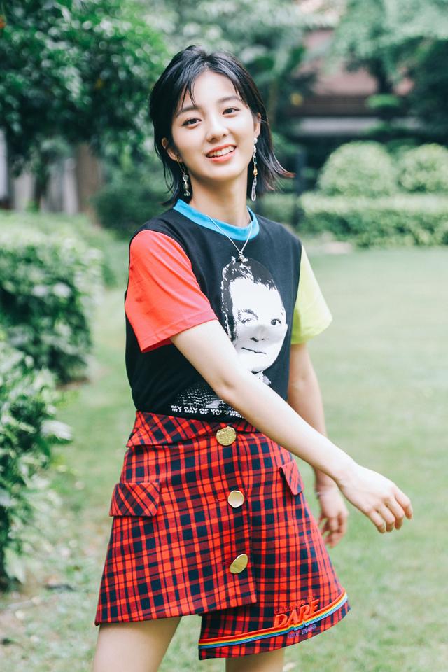 万鹏出席耀客晚宴为人不彪悍枉少年站台