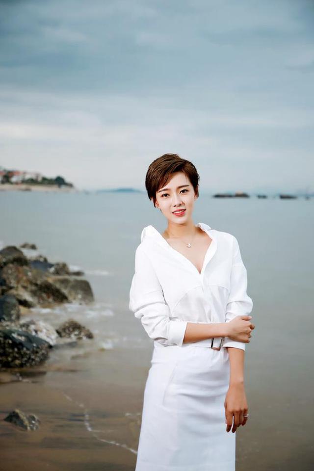 但是就算谣言已经澄清,孟真为了避嫌也离开了本山集团,开始了自己独立