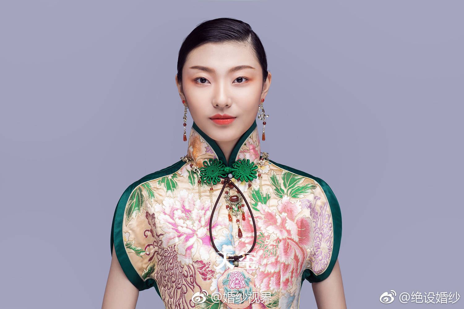 绝设天玺当织造精细,锦纹绚丽多姿的云锦遇上手工刺绣的国花牡丹