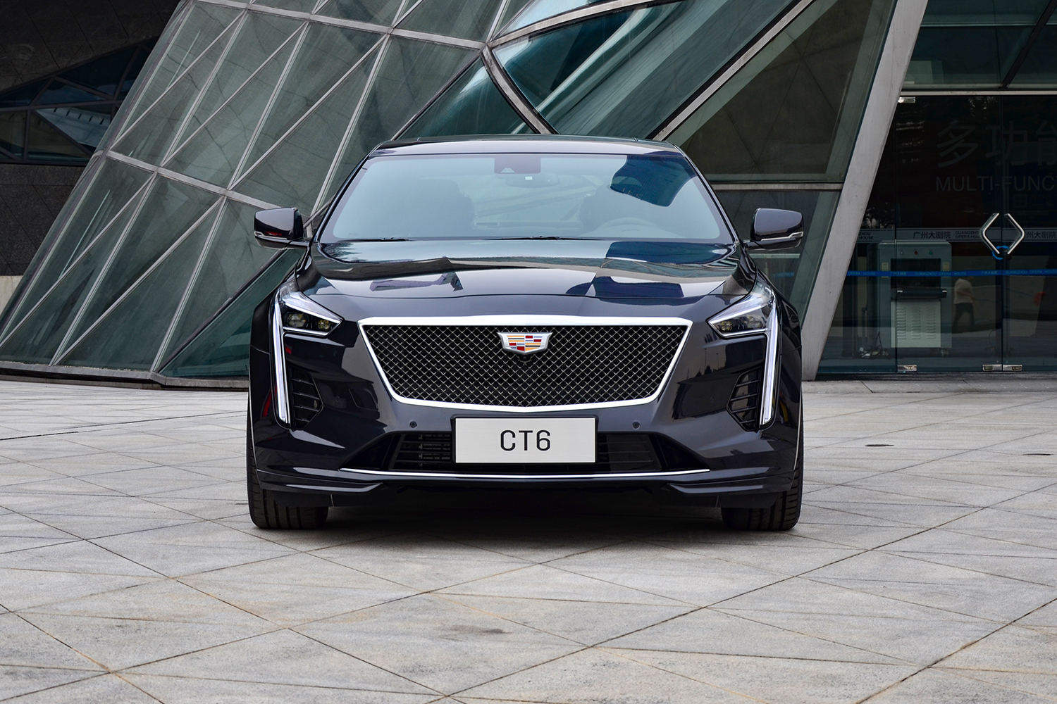 新款凯迪拉克ct6将11月30日上市搭全新20t发动机