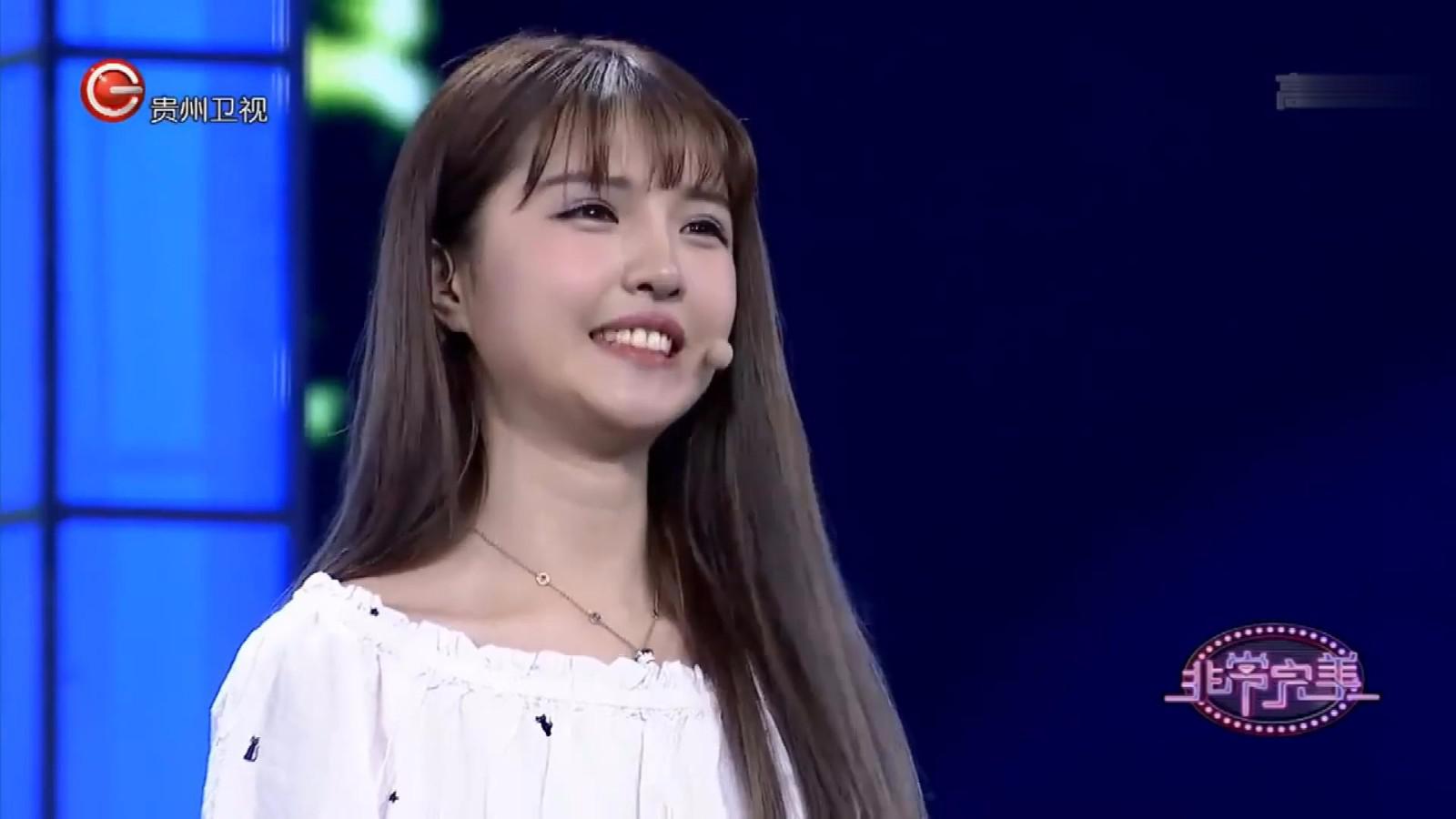 甜美女孩上演公车告白,少女心爆棚!