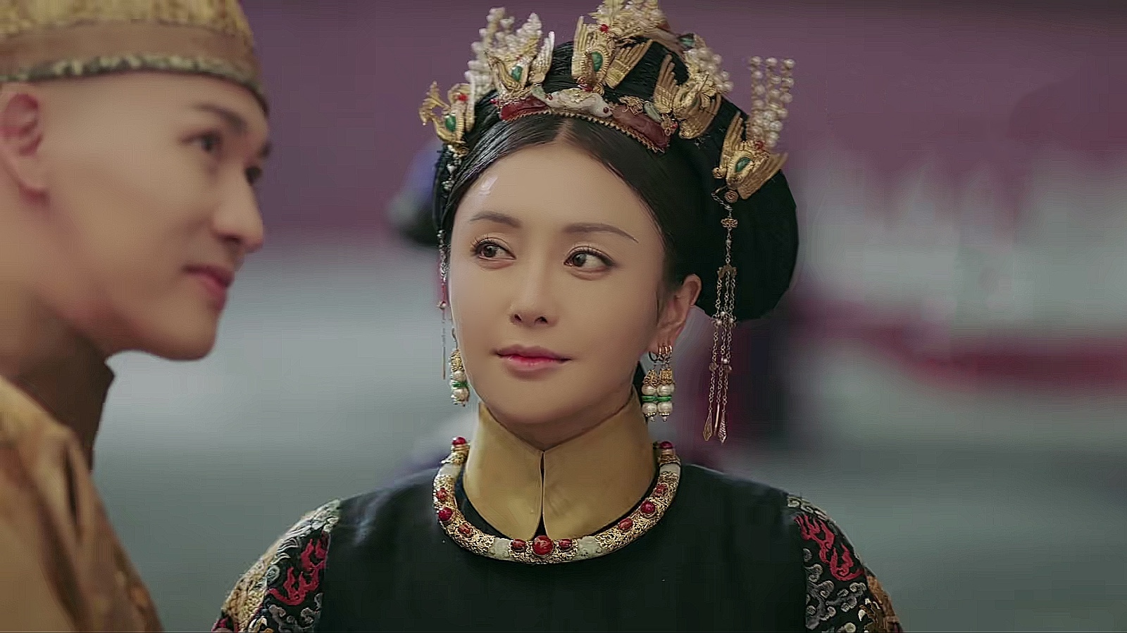 《延禧攻略》开播 秦岚最美古装被评 "行走的壁纸"