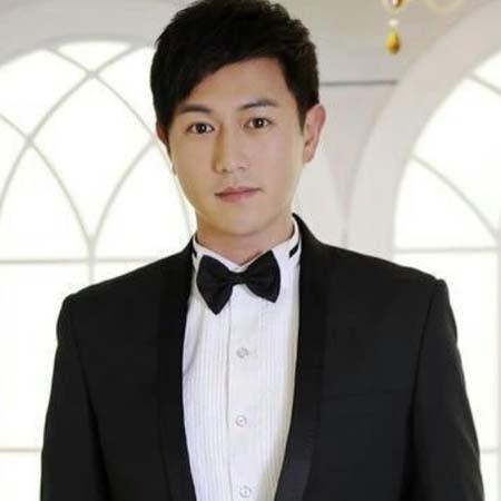 陈键锋终于携新剧来袭了,沉寂多时还是那样的帅气!