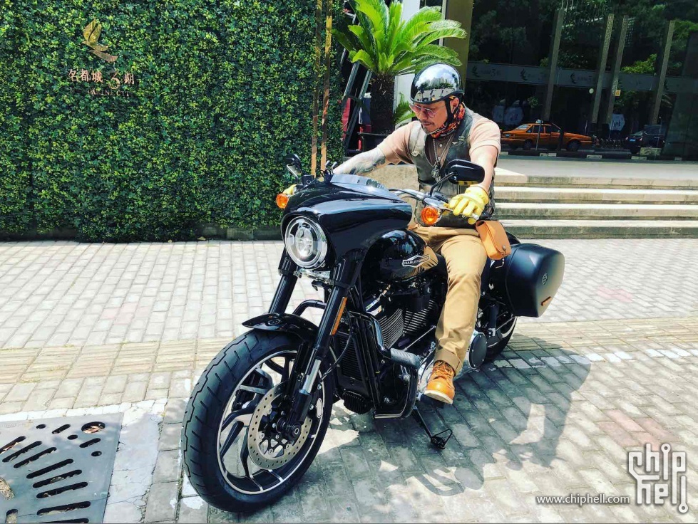 哈雷软尾系列2018款灵动滑翔