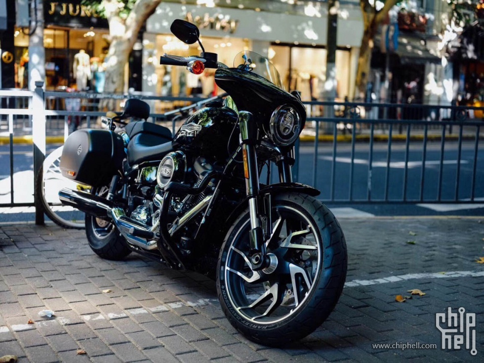 哈雷软尾系列2018款灵动滑翔