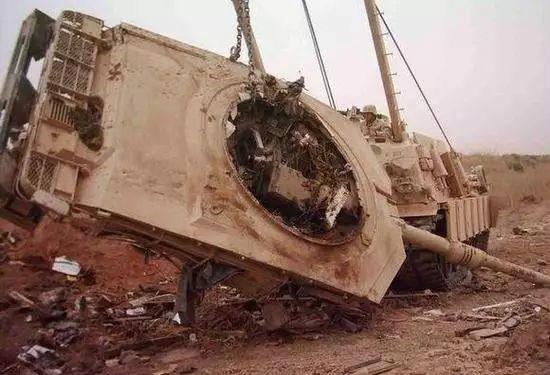 其实,反坦克武器并没有什么变化,中国出口的反坦克导弹依然是以红箭8