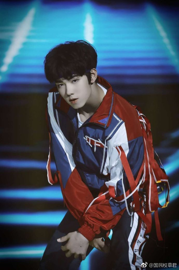 tf家族陈玺达14岁身高185在网剧念念中饰演吴措