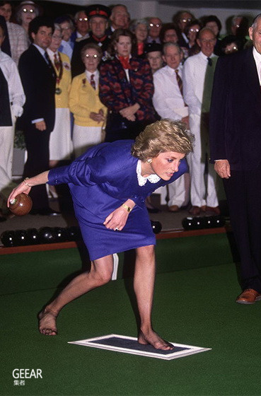 穿比基尼游玩戴安娜王妃50张罕见照片全公开