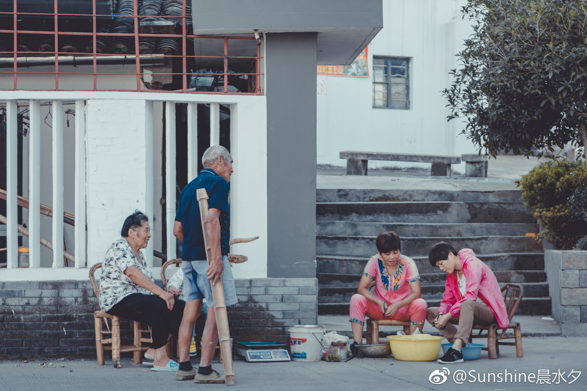 村子里的悠闲时光拍摄地：东钱湖·殷湾村|东钱湖|西门町|村子_新浪新闻