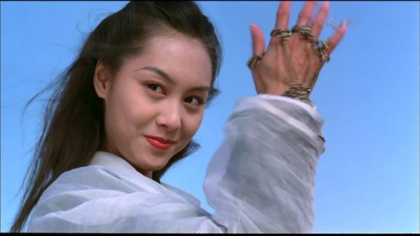 1992年,朱茵在《逃学威龙2》与周星驰开始合作,后续把恋情从银幕搬到