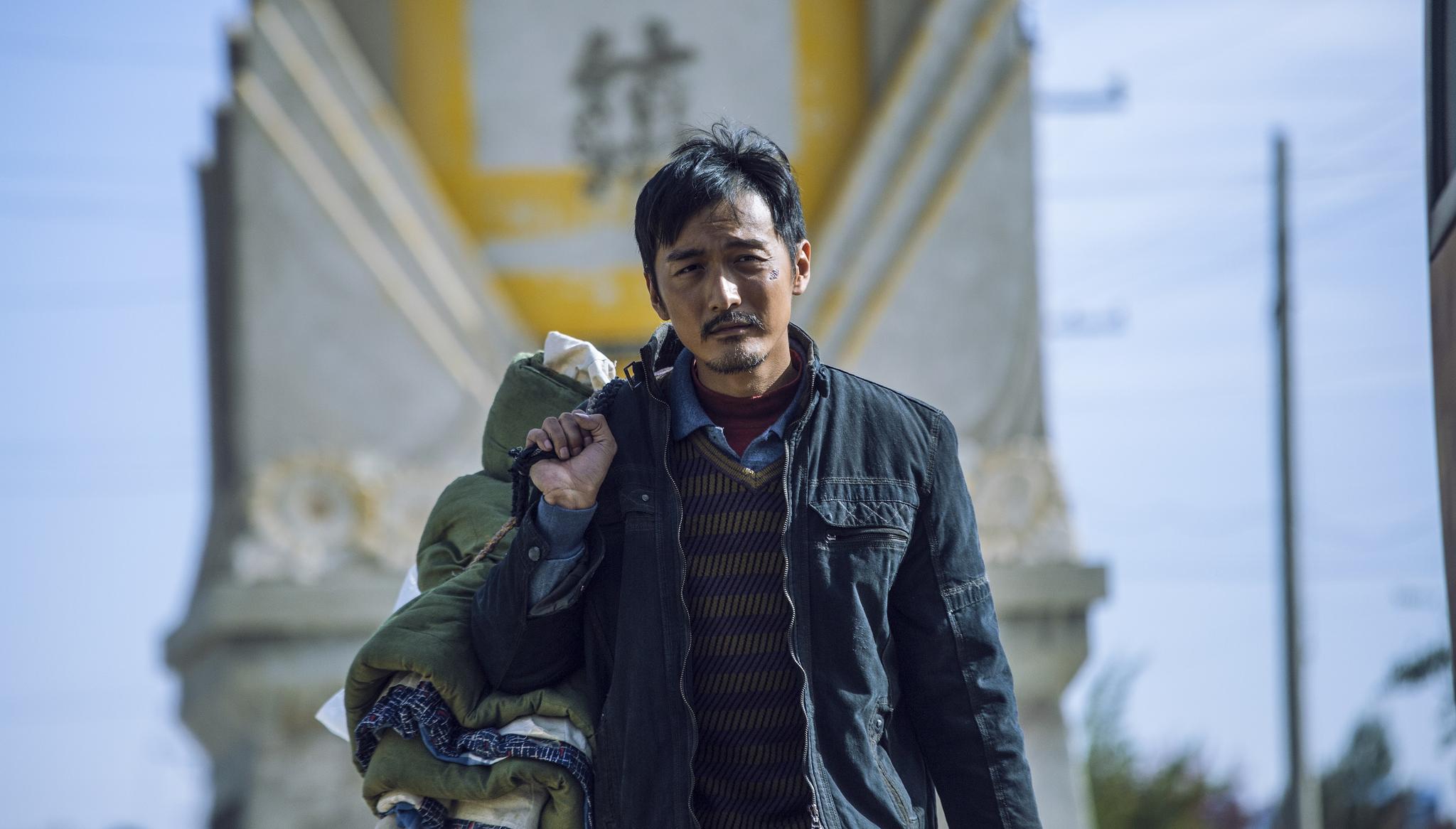 《暴裂无声》幕后揭秘:宋洋打戏没有剧本,为逼真效果砸烂悍马