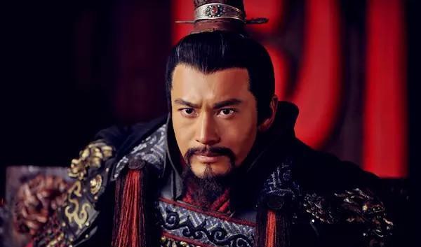 一个小人物,因偷盗一具尸体成名,人们却说他很伟大|韩世忠|岳飞|秦桧