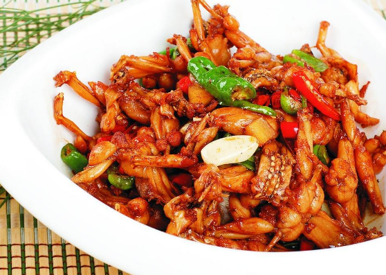 田鸡此做法最香气宜人,软嫩鲜香,好吃营养不长胖,味道棒极了|田鸡|香