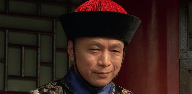 《甄嬛传》皇上傻呵呵的赐给甄嬛一块金疙瘩, 苏培盛的表情亮了|甄嬛