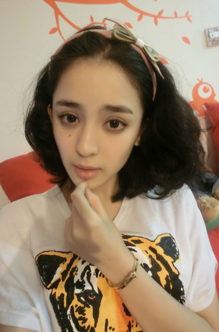 她的名字有10个字,因前男友被黑到体无完肤,背景竟然这么大