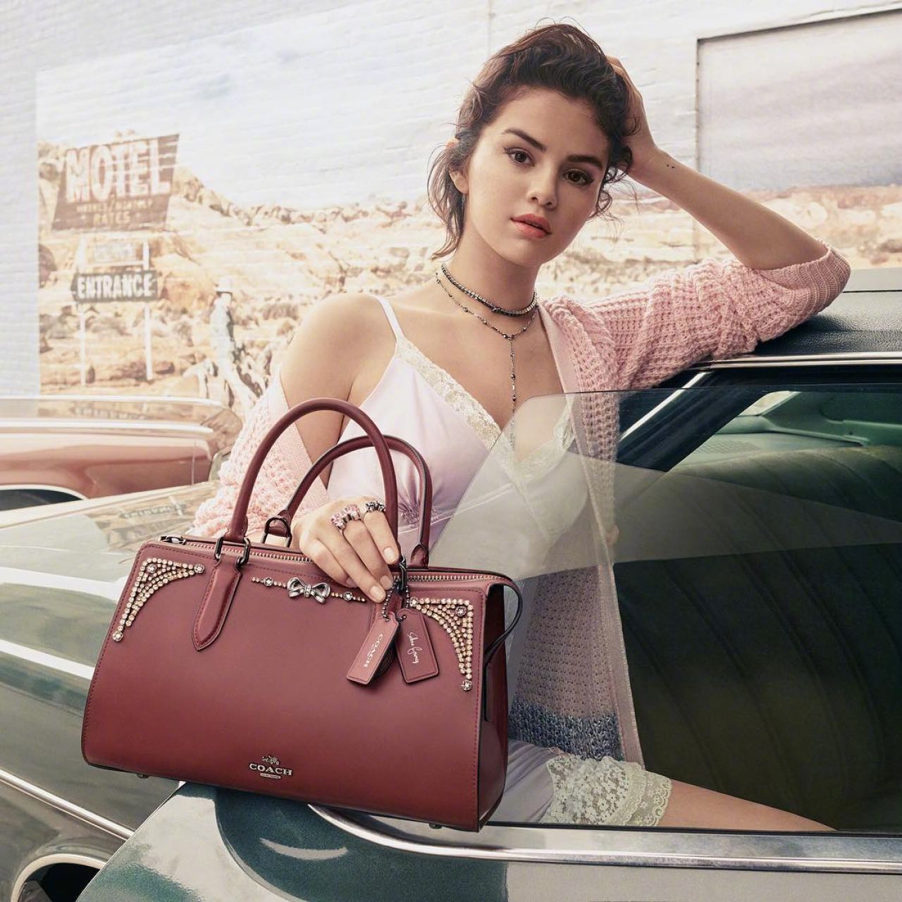 selena gomez x coach 合作系列 2018秋冬广告大片