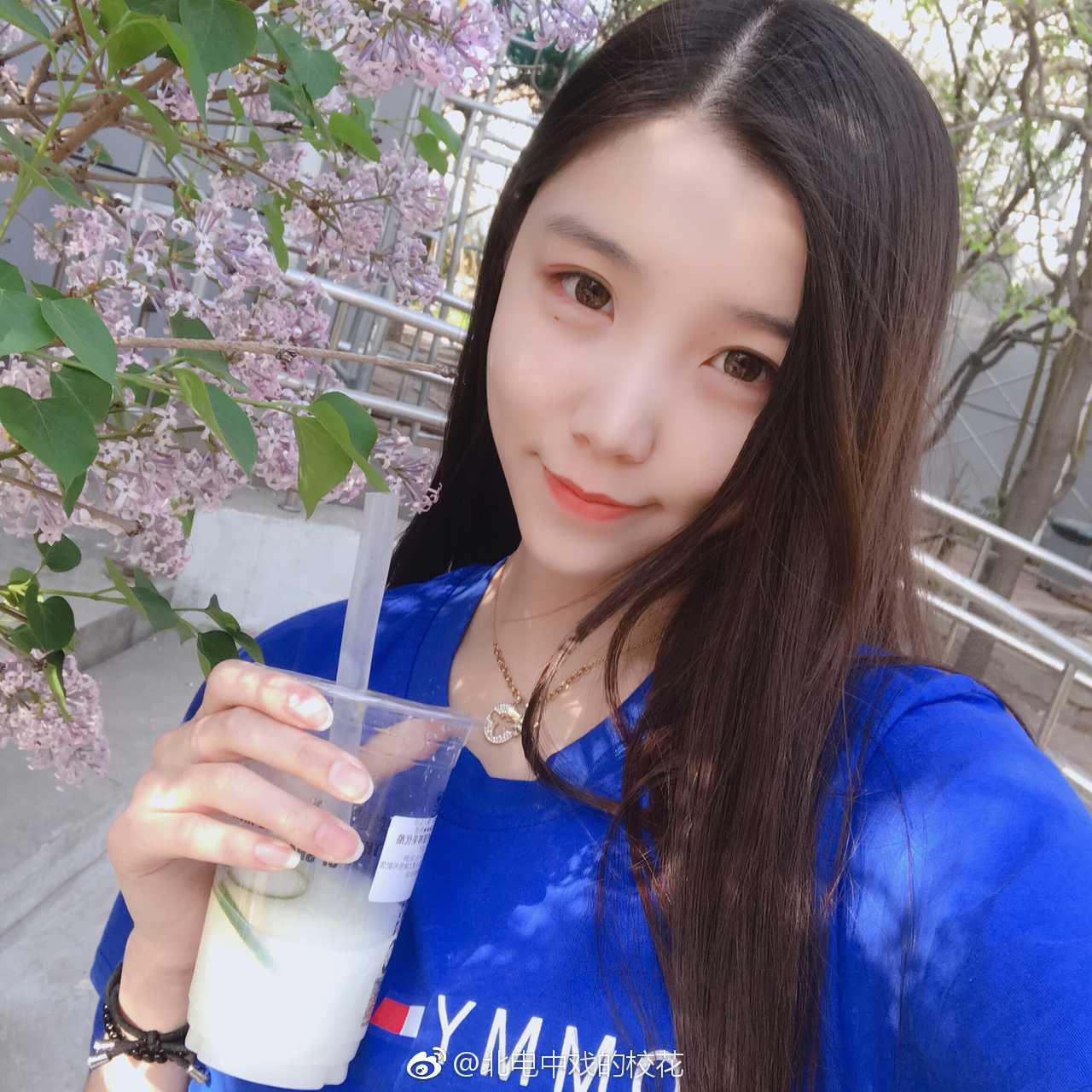 blenche_k  杨羽瑄 18级艺考生  四川传媒学院表演系 身高173 52kg