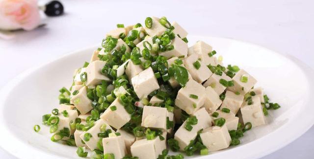 春节别总大鱼大肉,吃这8道凉菜下酒菜,简单味美,好吃不贵!