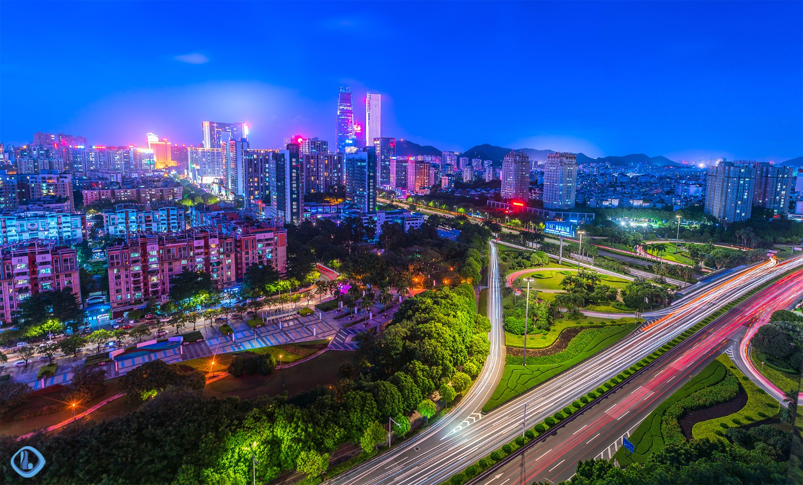 夜幕降临前的东莞,竟美成这般模样|东莞|夜景|夜幕_新浪新闻