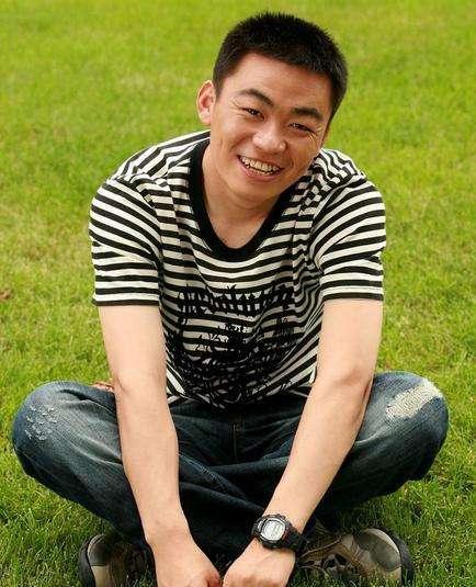 王宝强有了新对象高个儿美女超有爱网友评论太一致