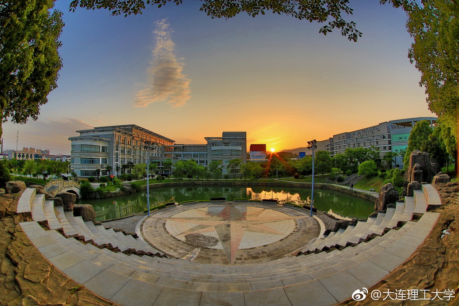 信敏廉毅,敬业乐群|江西财经大学|大连理工大学|建校_新浪新闻