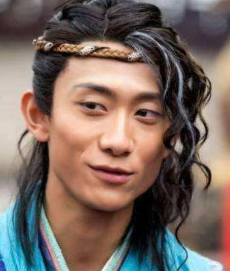 新《鹿鼎记》演员阵容曝光,张一山演韦小宝,终于和杨紫成一对