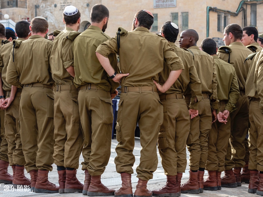 耶路撒冷哭墙是犹太教圣迹 以色列国防军为何在这里举行新兵仪式