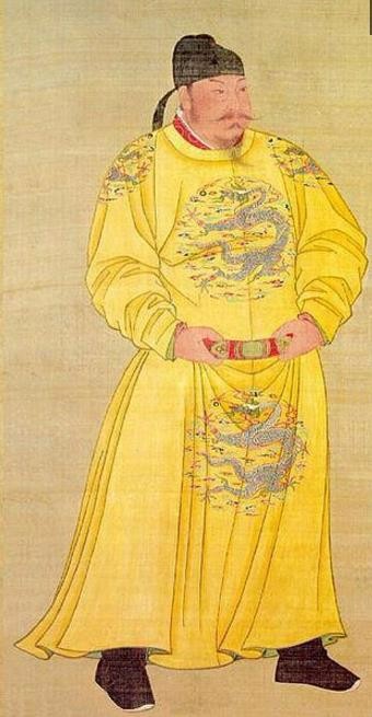 中国历代皇帝的黄袍，唐朝的最简洁，清朝的最华贵！|唐朝|龙袍|皇帝|黄色|西汉_新浪新闻