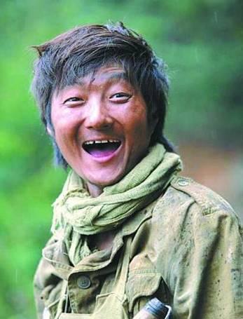 清纯玉女掌门人董洁, 倒贴奇丑男人, 如今落魄暴瘦显老态