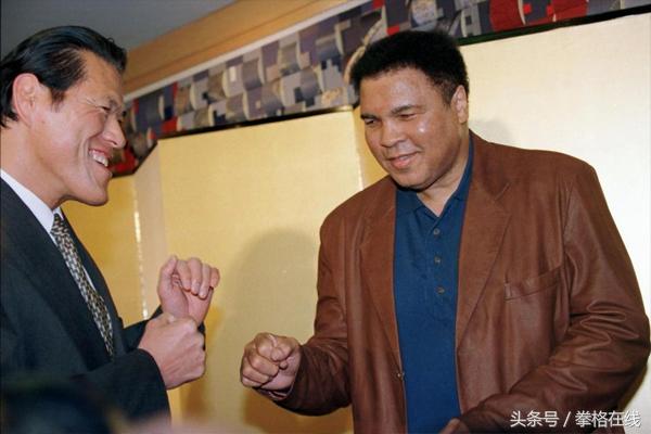 40年前备受瞩目的跨界对决,拳王阿里大战日本格斗家猪木