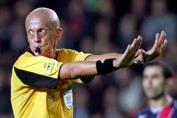 韩国三星集团曾把率领韩国队杀入世界杯四强的国际知名教练胡斯·