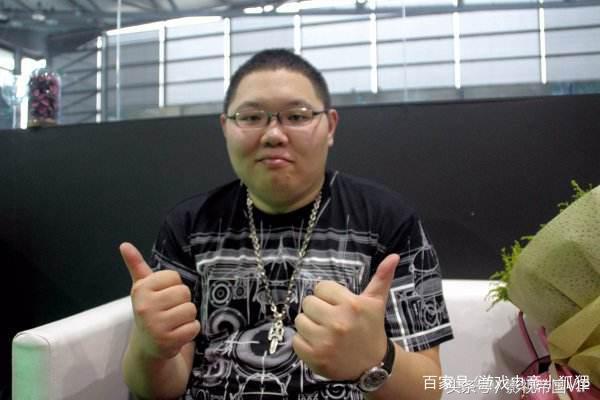 dnf旭旭宝宝连麦pdd大旭我给你准备好超火和皇帝