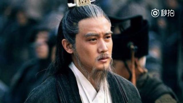 诸葛亮为蜀汉鞠躬尽瘁死而后已,历史上他为蜀地做出过哪些贡献?