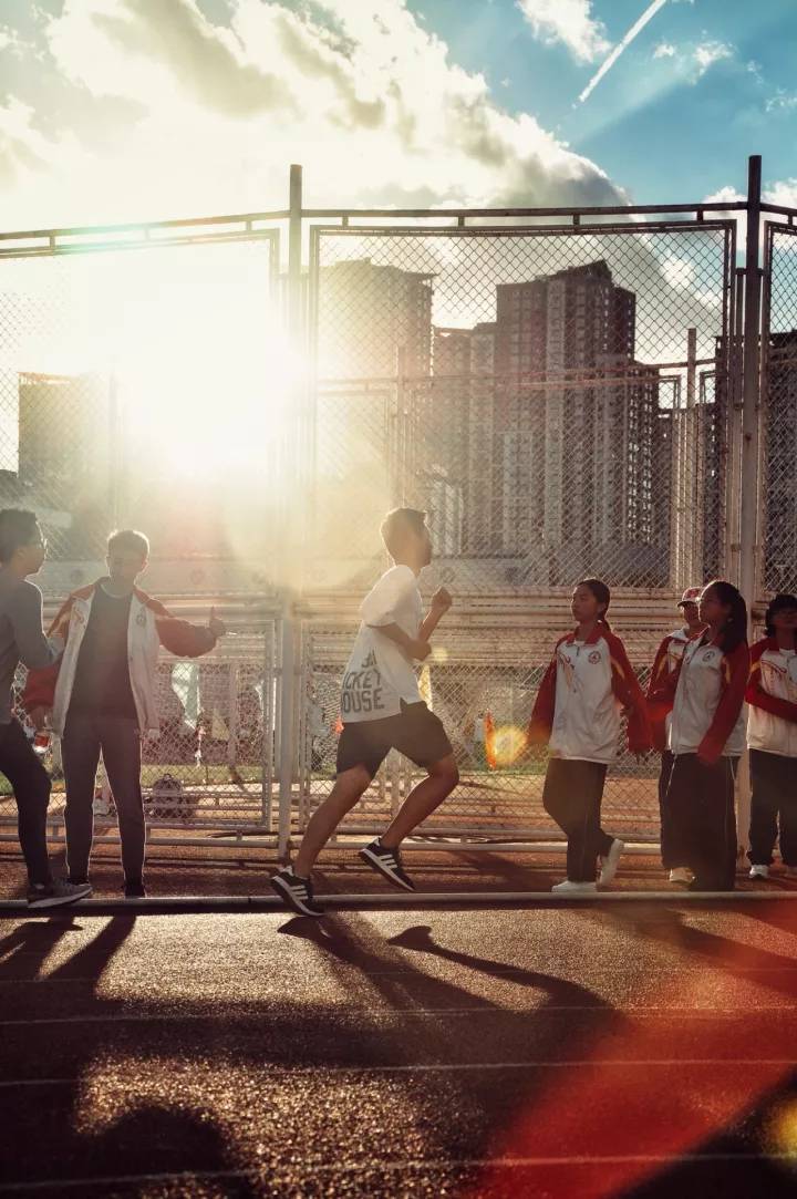 放学后我在一中门口等你