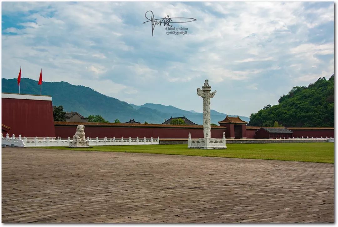 景观,金碧辉煌的帝王宫殿,浑然天成的花园湖泊,富丽堂皇的龙阙凤檐