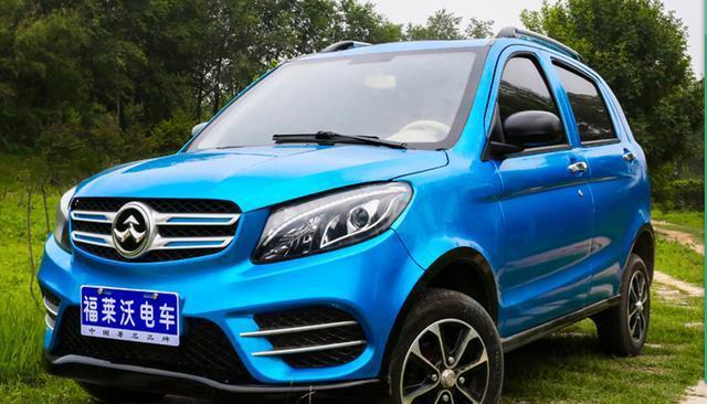 农村画风突变, 不开兰博基尼都不好意思和邻居打招呼?