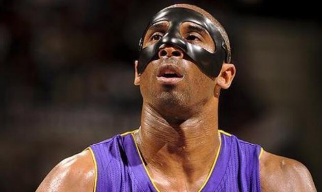 盘点nba七位面具侠, 他曾经戴着面具单场砍下61分