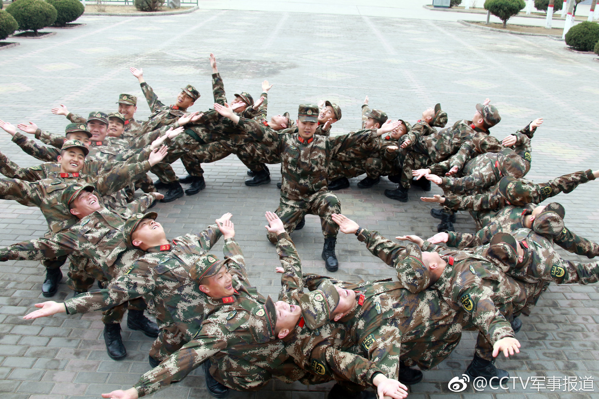 趣味游戏促进协作 架起心灵沟通桥梁 —— 武警石嘴山支队开展心理行