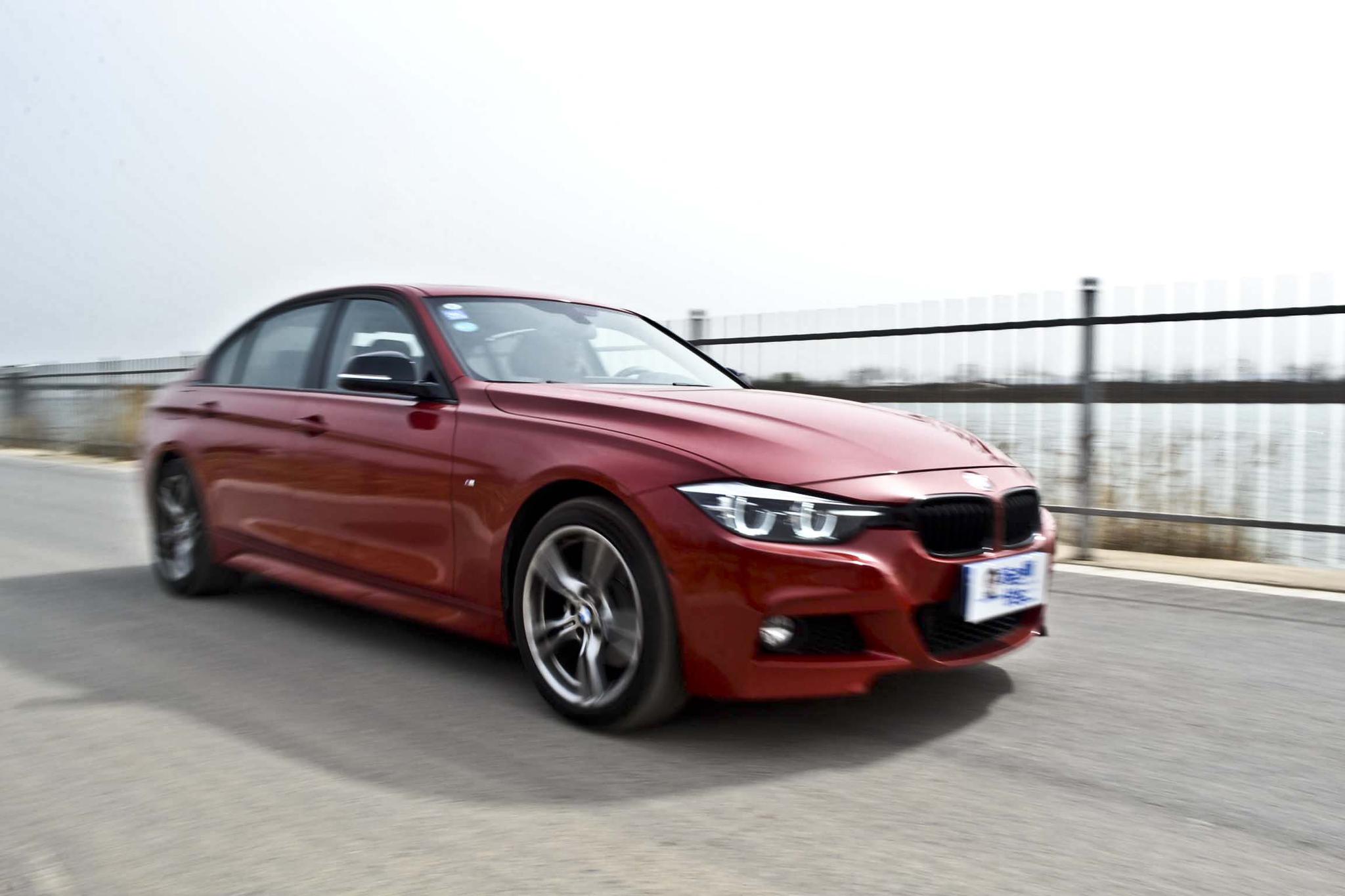 头号玩家 试驾宝马320li m运动曜夜版