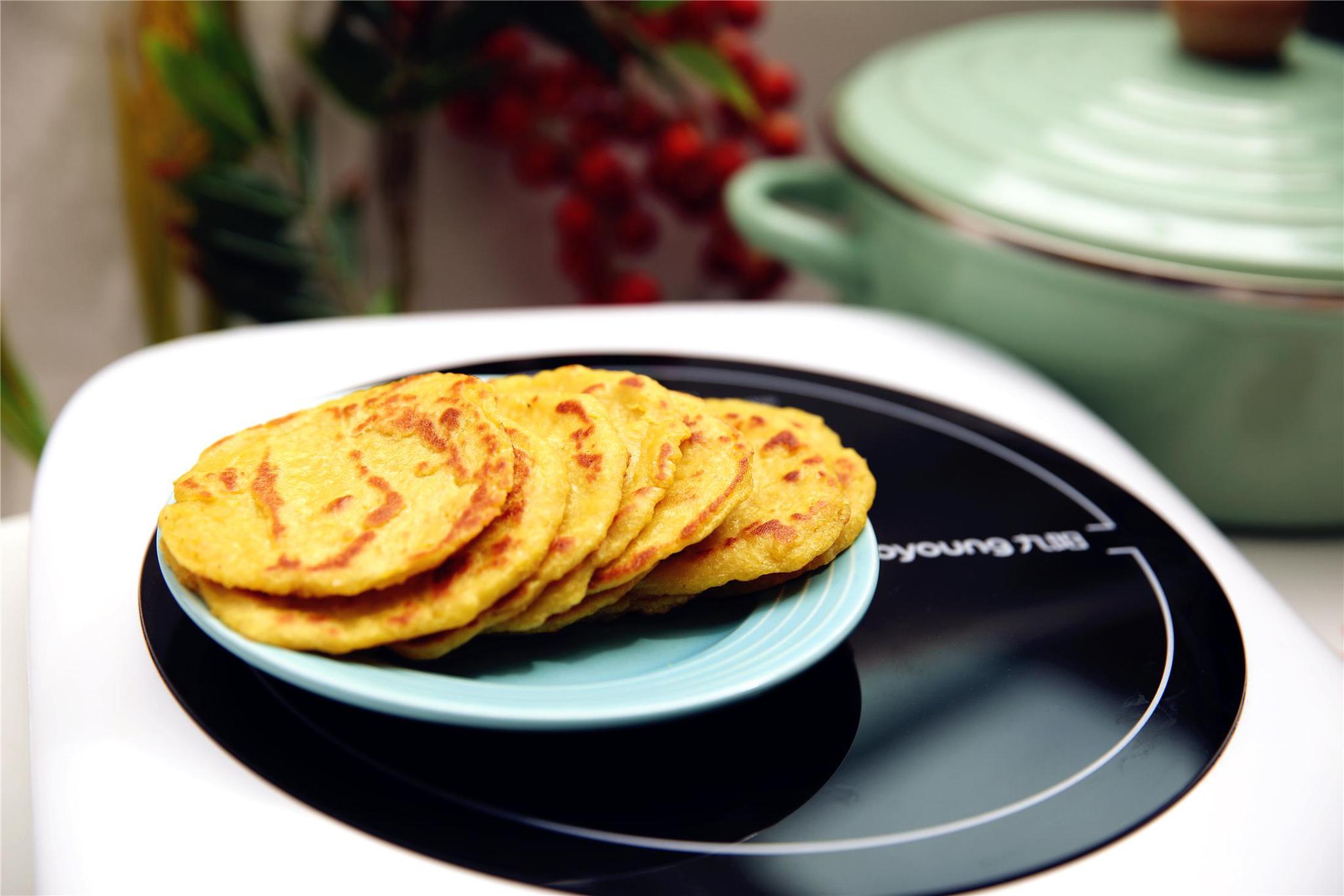 玉米煎饼, 不加一滴水, 软糯香甜, 松软可口, 女儿连吃5个还没够