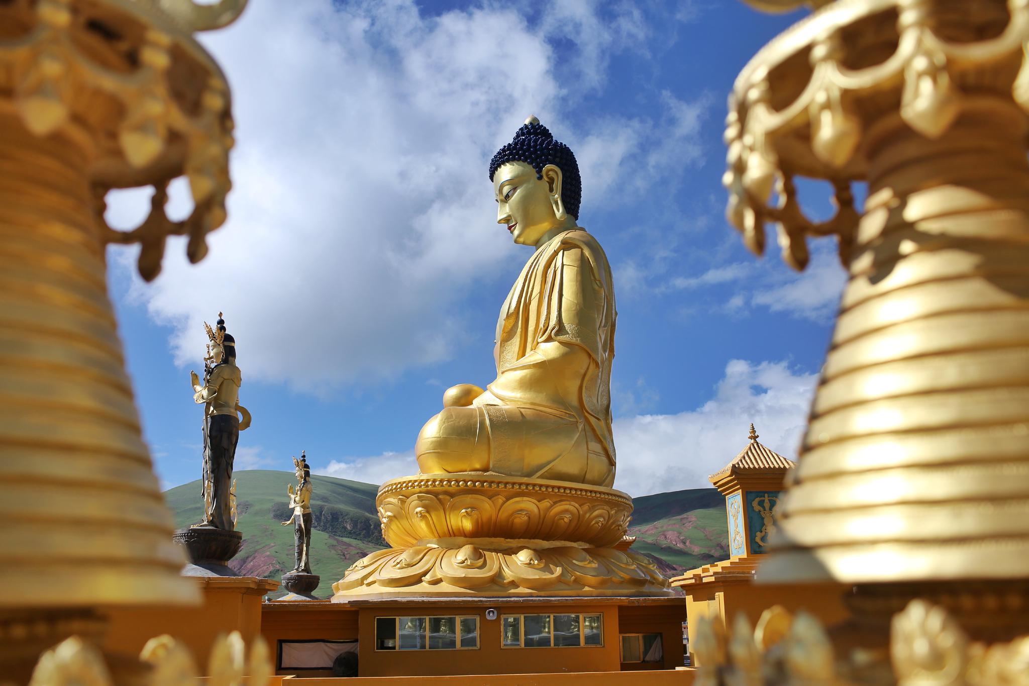 玉树囊谦阿育王遗址释迦牟尼佛舍利子安放地